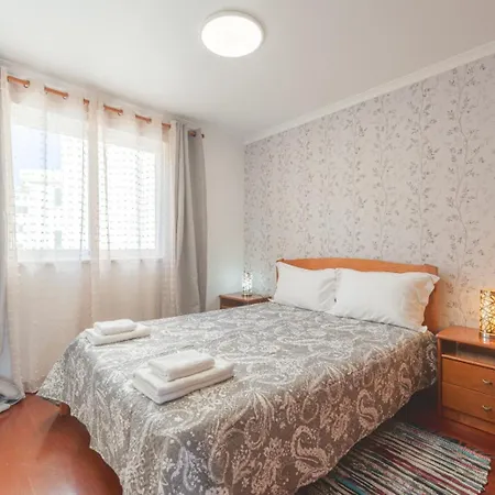 Atlantic Ocean View Apartment *