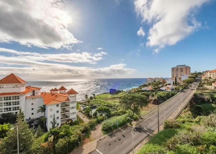 Bolina Ocean View 公寓 *